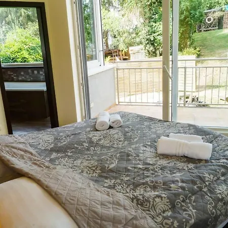 Apartament Domschatz *